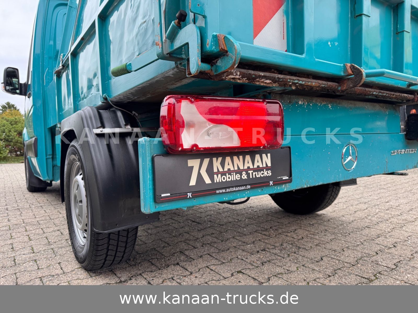 Fahrzeugabbildung Mercedes-Benz 313 CDI  Sprinter II Bertsche  Müllwagen  Tafel