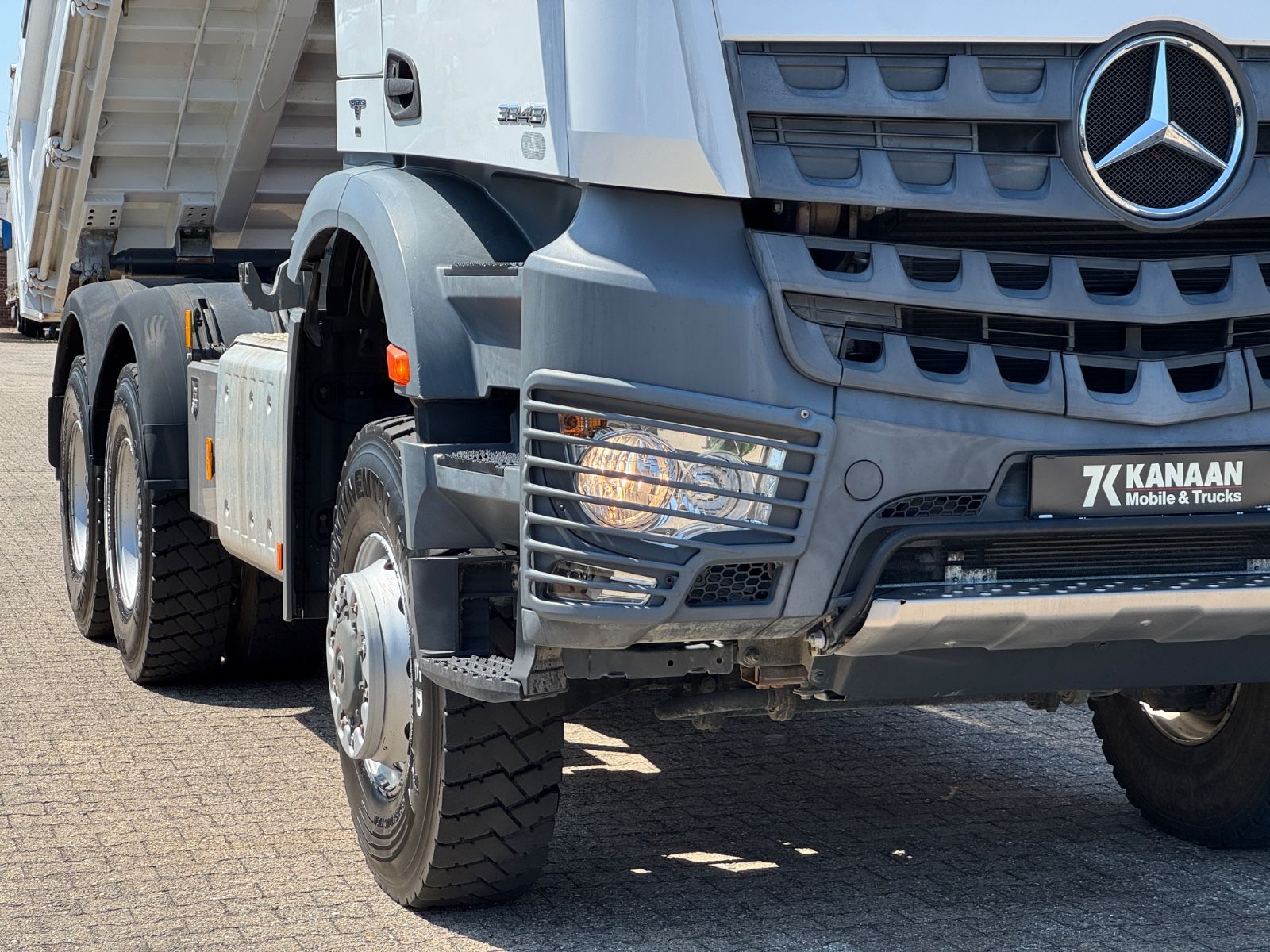 Fahrzeugabbildung Mercedes-Benz 3343 Arocs 4 Allrad 6x6 MEILLER  Only 34.000 Km