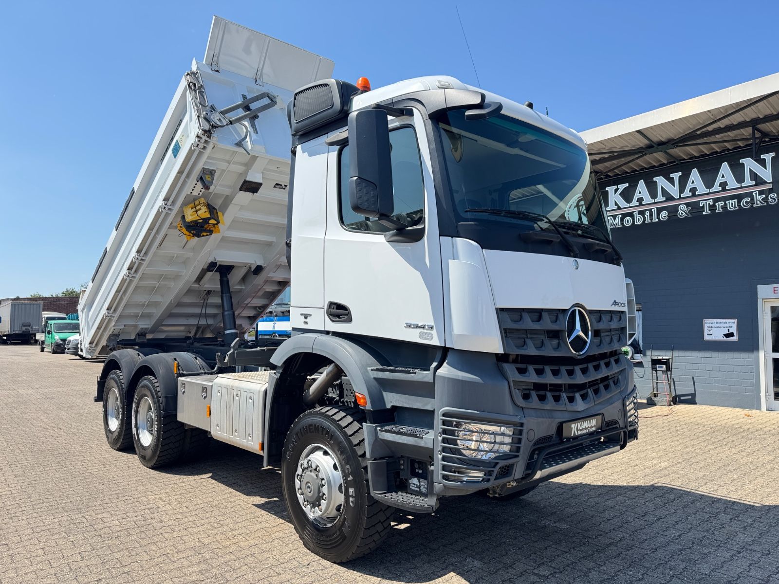 Fahrzeugabbildung Mercedes-Benz 3343 Arocs 4 Allrad 6x6 MEILLER  Only 34.000 Km