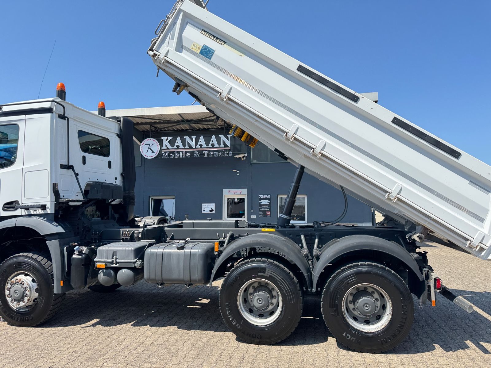 Fahrzeugabbildung Mercedes-Benz 3343 Arocs 4 Allrad 6x6 MEILLER  Only 34.000 Km