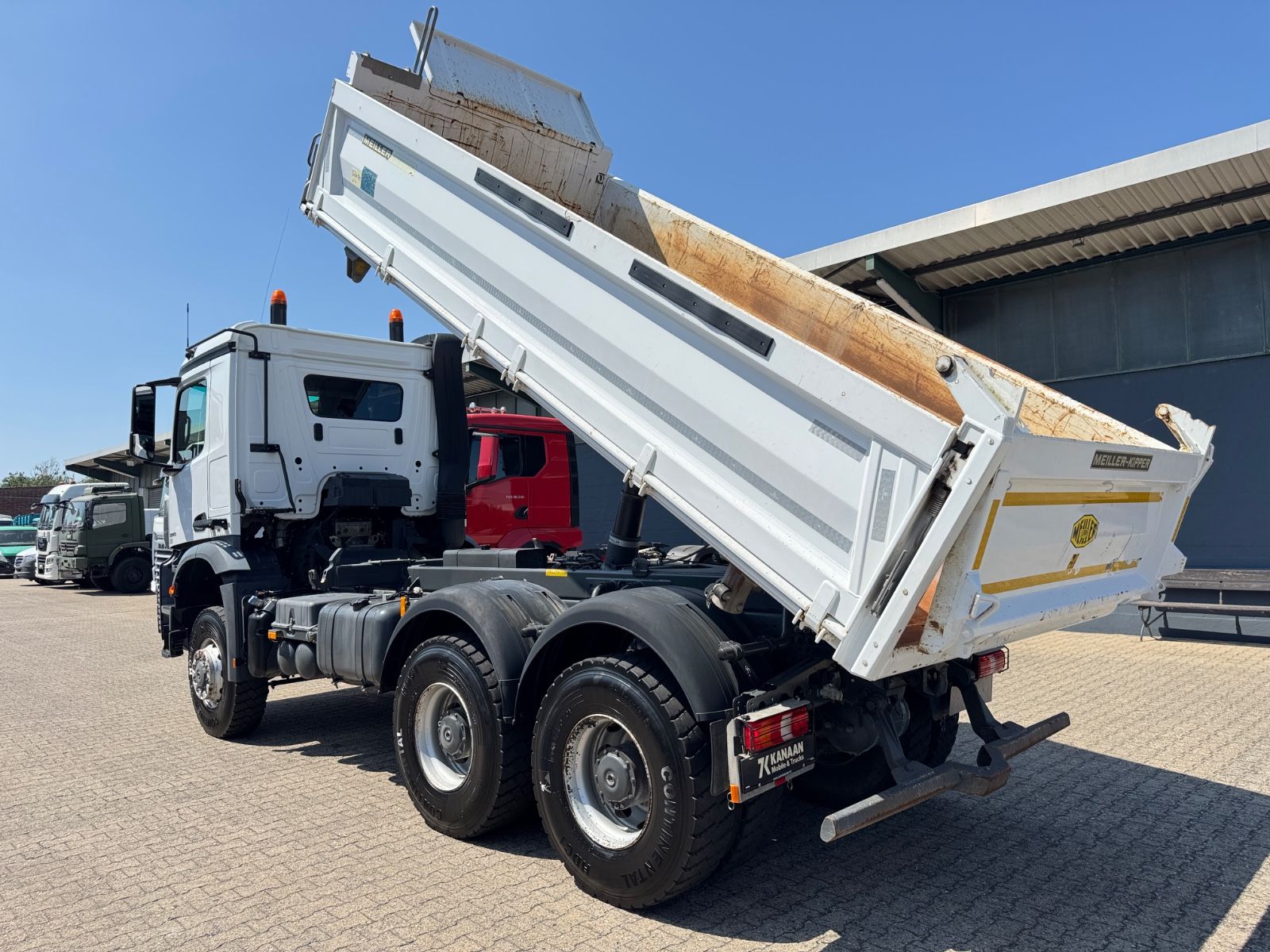 Fahrzeugabbildung Mercedes-Benz 3343 Arocs 4 Allrad 6x6 MEILLER  Only 34.000 Km