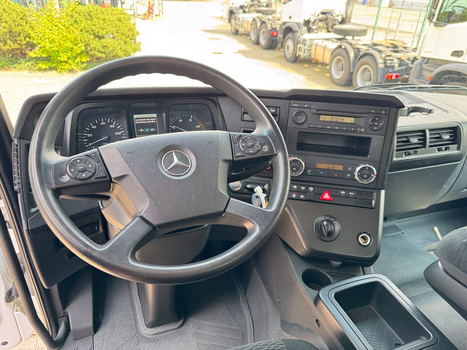 Fahrzeugabbildung Mercedes-Benz 3343 Arocs 4 Allrad 6x6 MEILLER  Only 39.000 Km