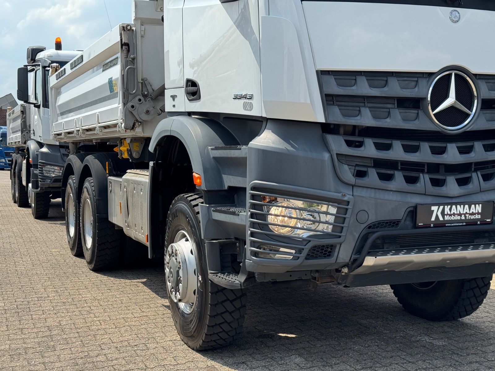 Fahrzeugabbildung Mercedes-Benz 3343 Arocs 4 Allrad 6x6 MEILLER  Only 39.000 Km