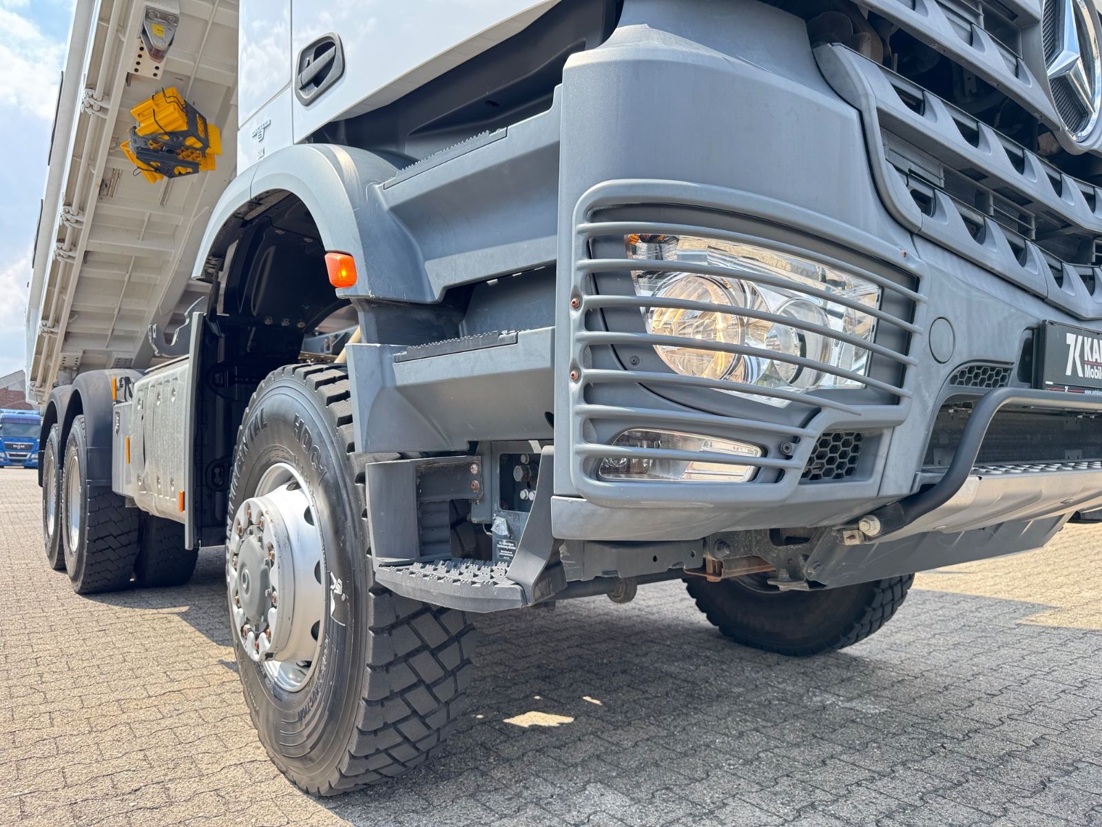 Fahrzeugabbildung Mercedes-Benz 3343 Arocs 4 Allrad 6x6 MEILLER  Only 39.000 Km