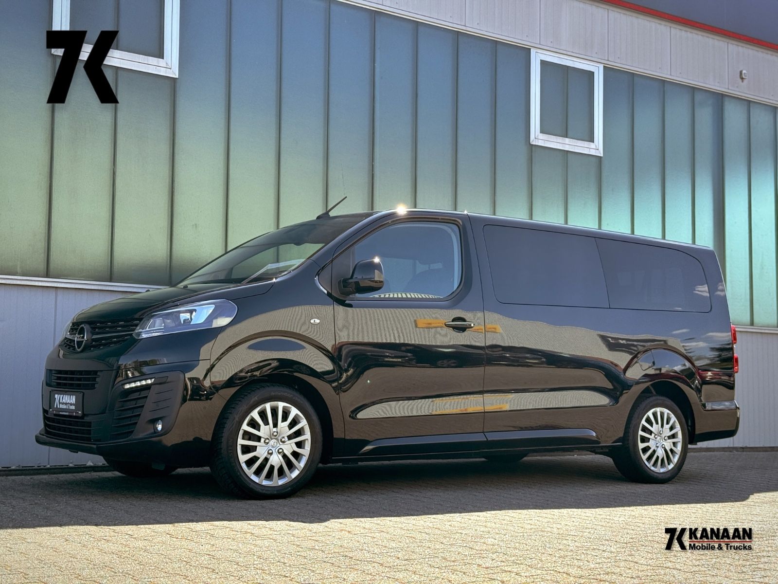 Fahrzeugabbildung Opel Zafira 2.0d Life Selection L3 *8-SITZE|CAM|AHK*