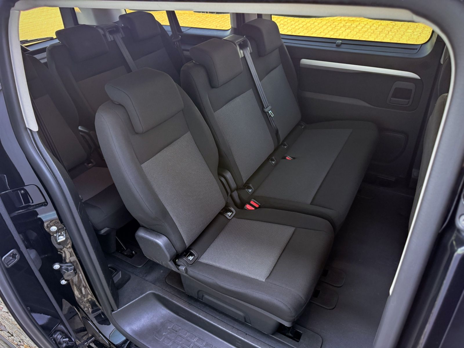 Fahrzeugabbildung Opel Zafira 2.0d Life Selection L3 *8-SITZE|CAM|AHK*
