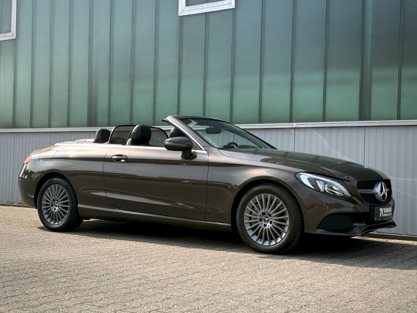 Fahrzeugabbildung Mercedes-Benz C 400 Cabriolet 9G 4Matic *NAVI|CAM|MEMORY|LED*