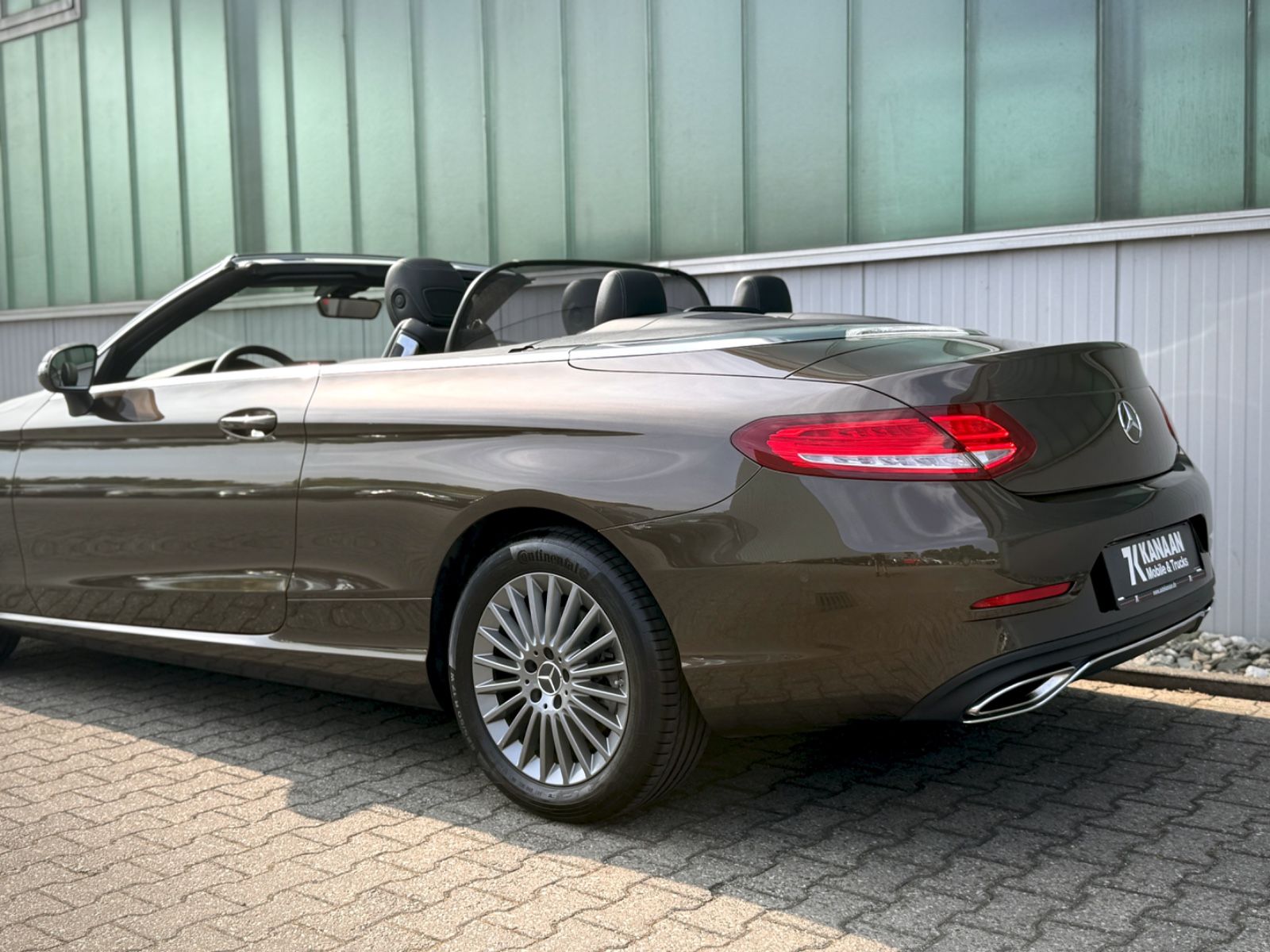 Fahrzeugabbildung Mercedes-Benz C 400 Cabriolet 9G 4Matic *NAVI|CAM|MEMORY|LED*