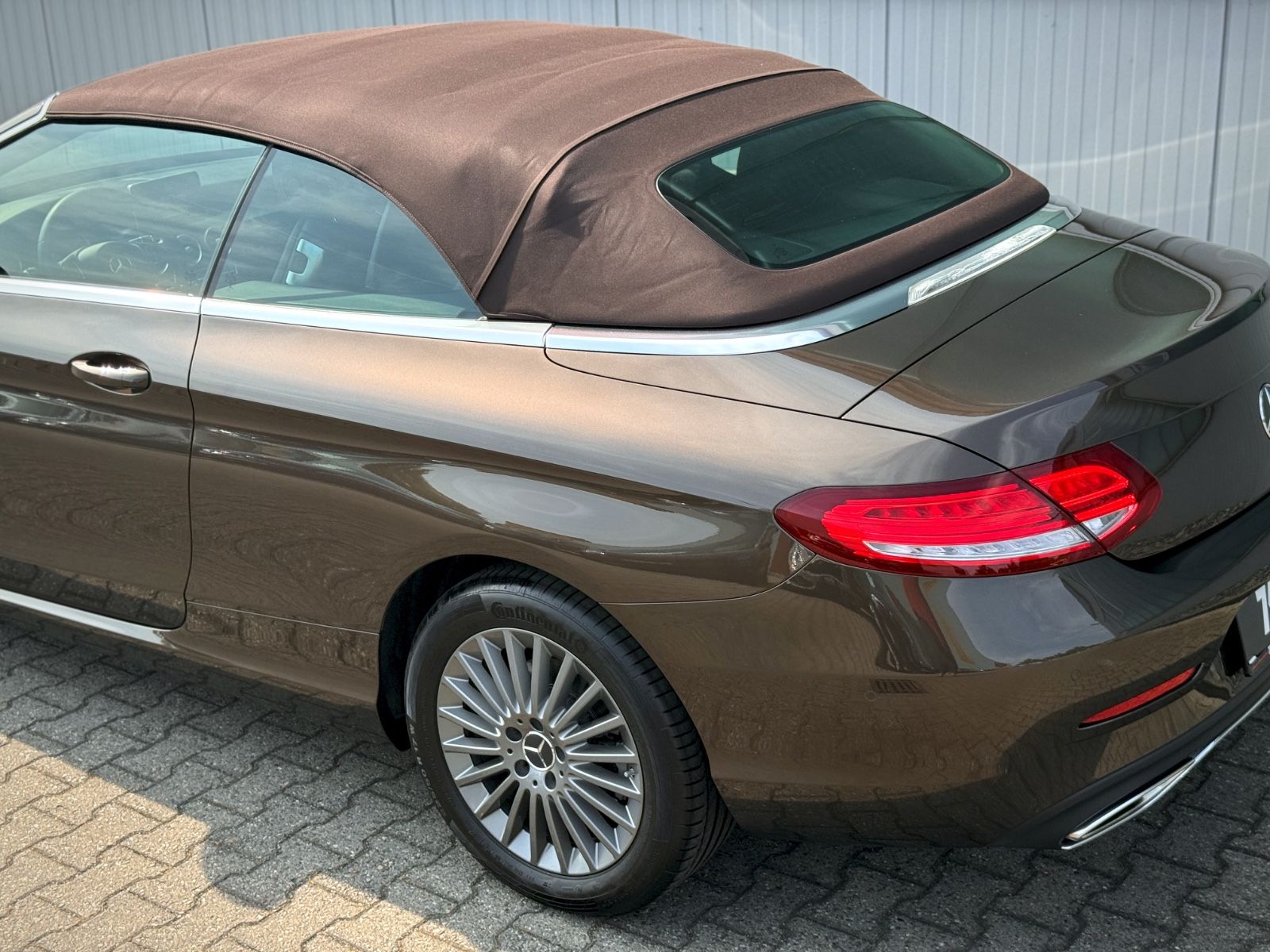 Fahrzeugabbildung Mercedes-Benz C 400 Cabriolet 9G 4Matic *NAVI|CAM|MEMORY|LED*