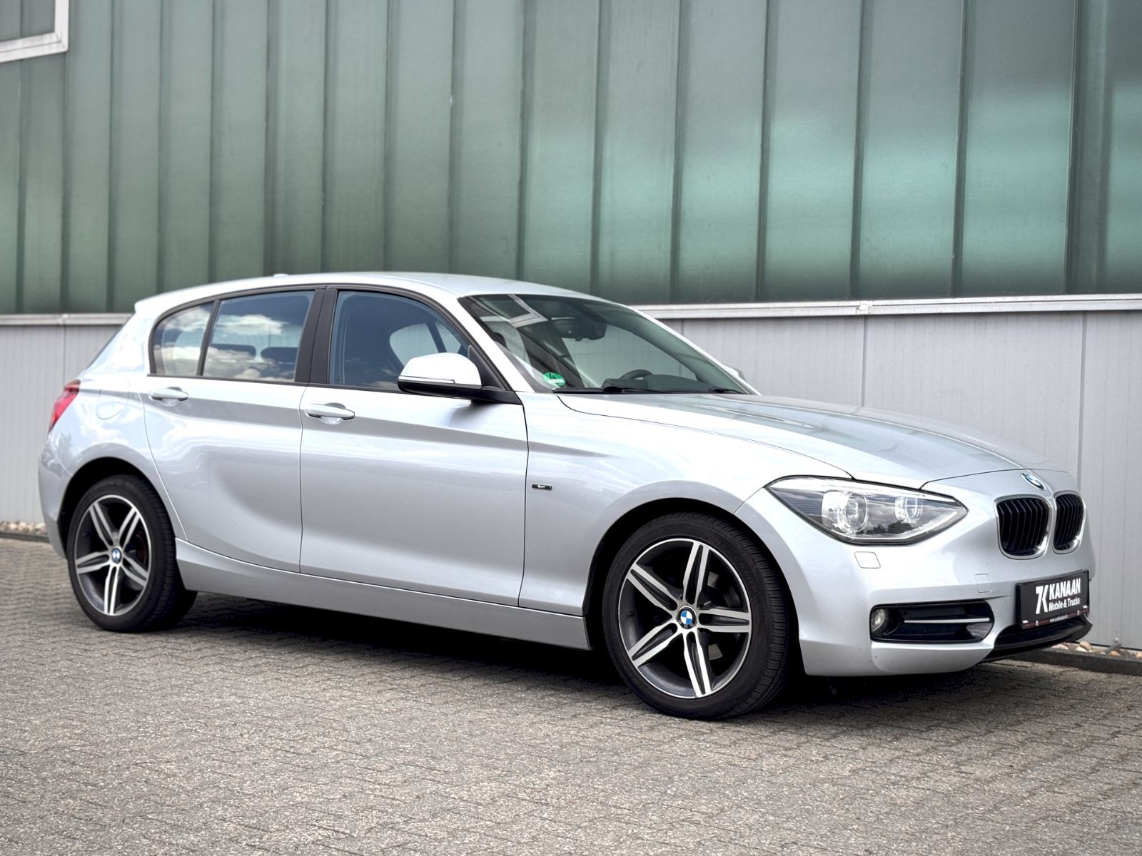 Fahrzeugabbildung BMW 116i Sport-Line *XENON|PDC|KLIMA*