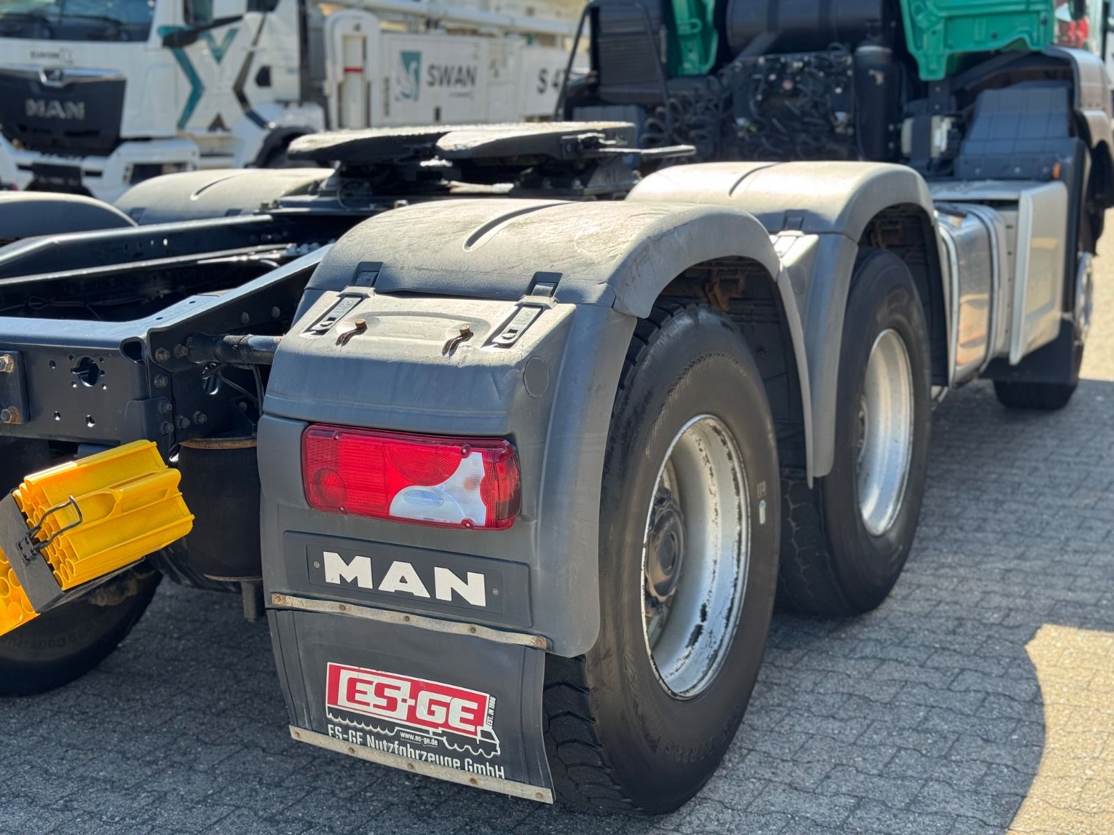 Fahrzeugabbildung MAN 33.500 TGS 6x4 Kipphydraulik