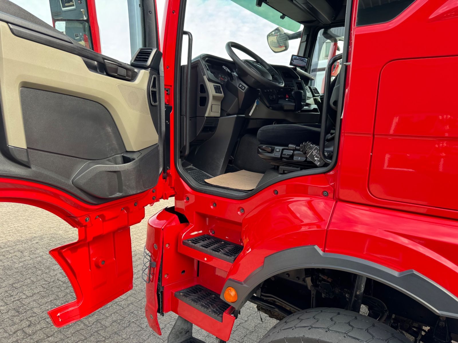 Fahrzeugabbildung MAN 18.510 TGS 4x4H BLS  Meiller Hydraulik NEW MODEL