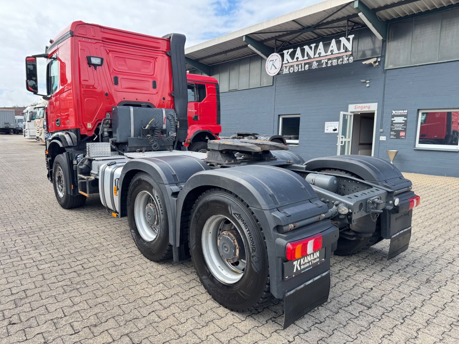 Fahrzeugabbildung Mercedes-Benz 3358 Arcos LS 6x4 HeavyDuty 120ton 63 55 53
