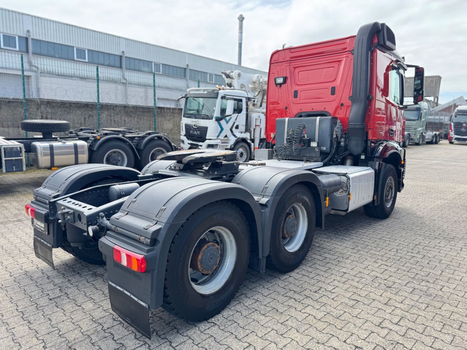 Fahrzeugabbildung Mercedes-Benz 3358 Arcos LS 6x4 HeavyDuty 120ton 63 55 53