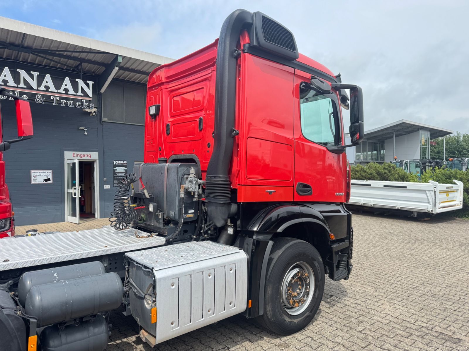 Fahrzeugabbildung Mercedes-Benz 3358 Arcos LS 6x4 HeavyDuty 120ton 63 55 53