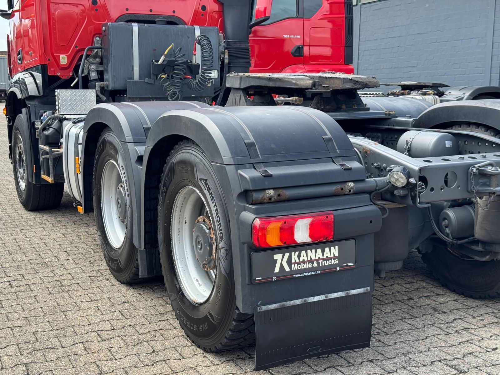 Fahrzeugabbildung Mercedes-Benz 3358 Arcos LS 6x4 HeavyDuty 120ton 63 55 53