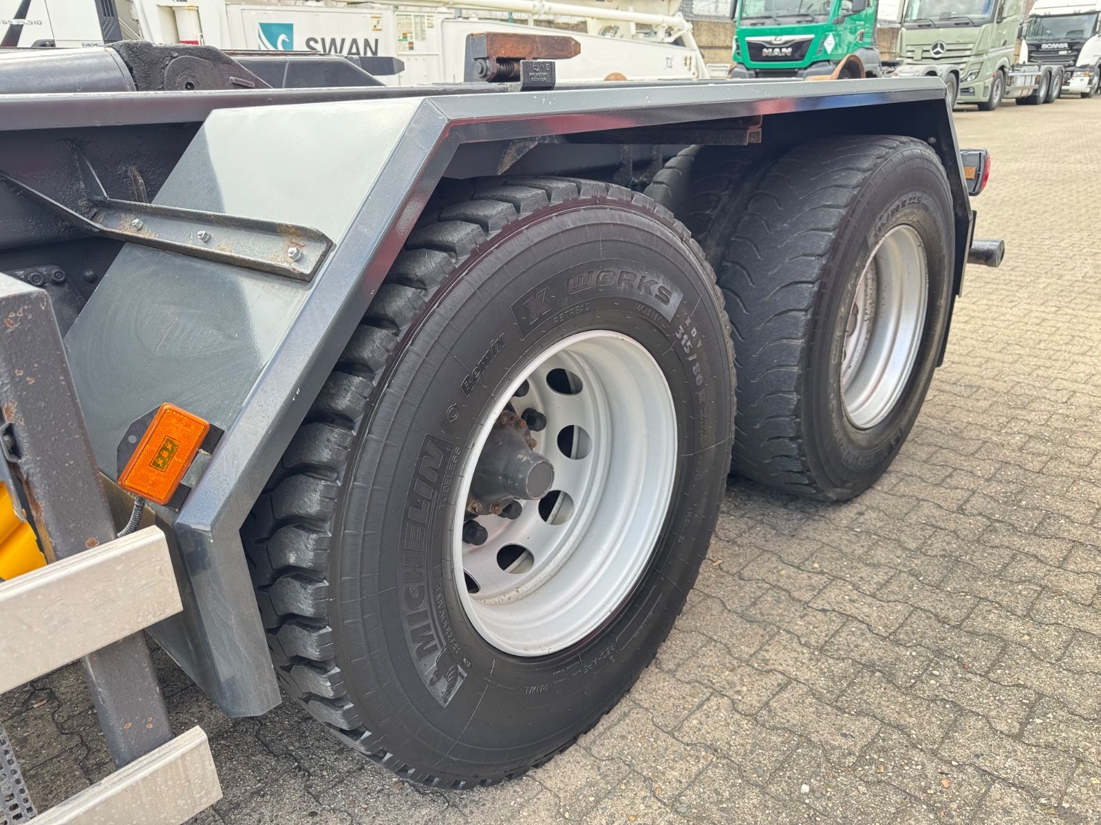 Fahrzeugabbildung Scania G 380 B 6x4 Abrollkiper Manual Gearbox Euro5