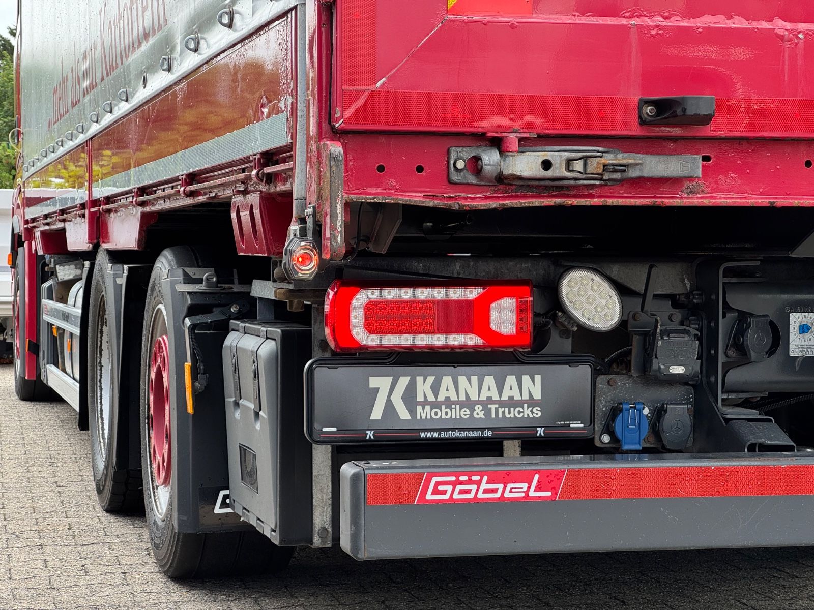 Fahrzeugabbildung Mercedes-Benz 2548 Actros 5 L 6x2 Lowliner BDF