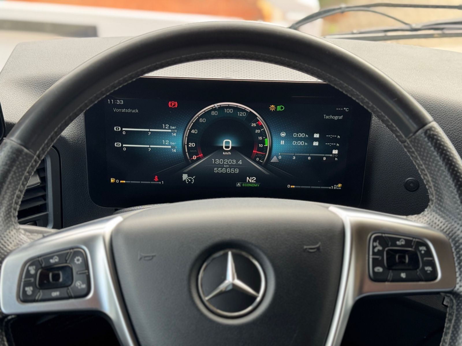 Fahrzeugabbildung Mercedes-Benz 2548 Actros 5 L 6x2 Lowliner BDF