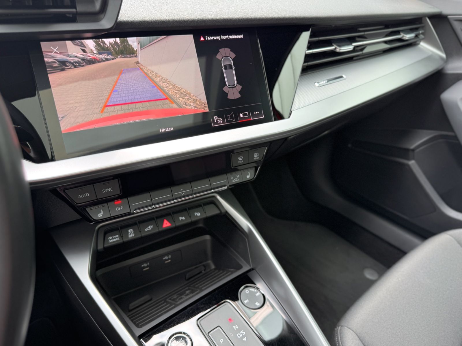 Fahrzeugabbildung Audi A3 Sportback 40 TFSIe *ASSIST|PANO|MATRIX|NAVI*