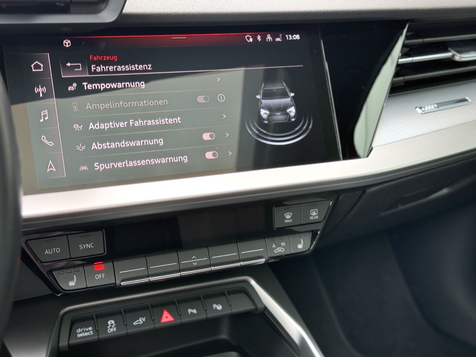 Fahrzeugabbildung Audi A3 Sportback 40 TFSIe *ASSIST|PANO|MATRIX|NAVI*