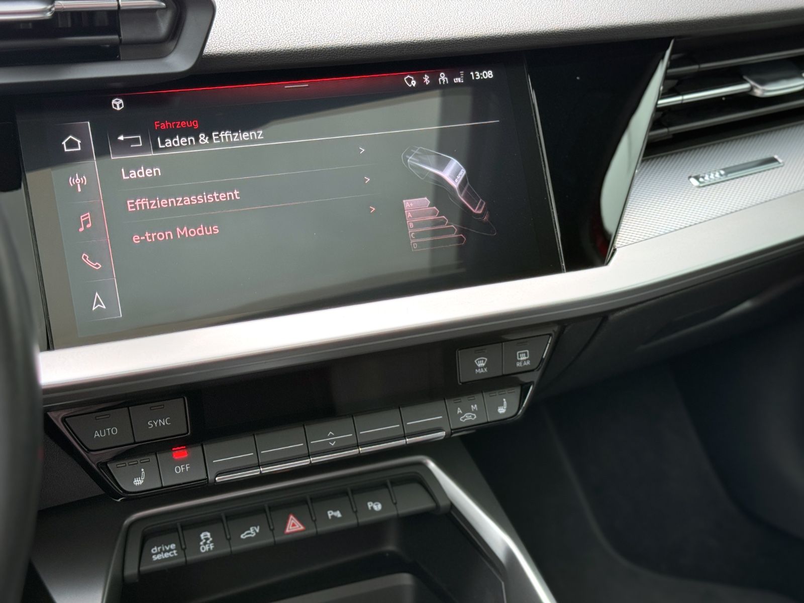 Fahrzeugabbildung Audi A3 Sportback 40 TFSIe *ASSIST|PANO|MATRIX|NAVI*