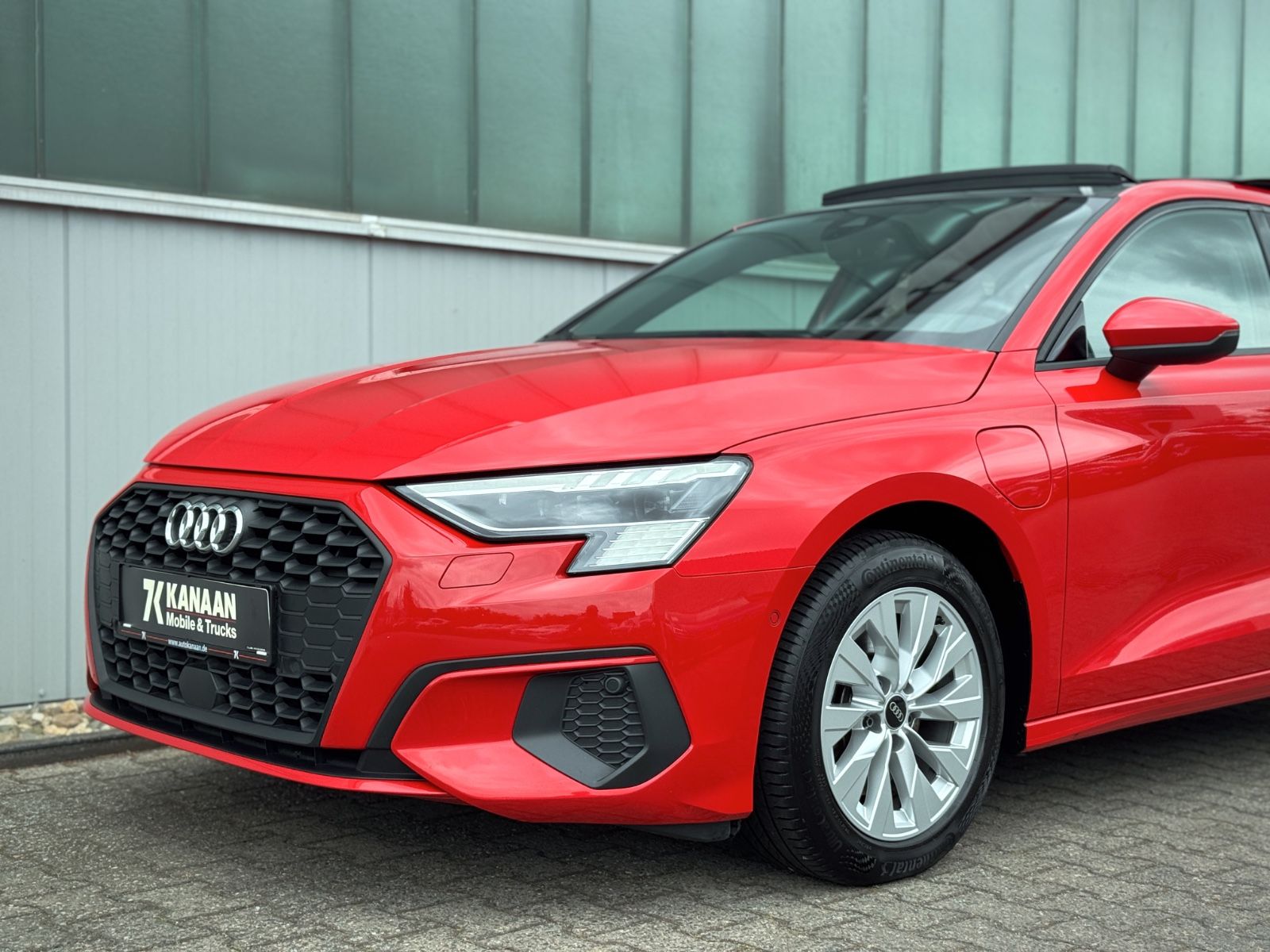 Fahrzeugabbildung Audi A3 Sportback 40 TFSIe *ASSIST|PANO|MATRIX|NAVI*
