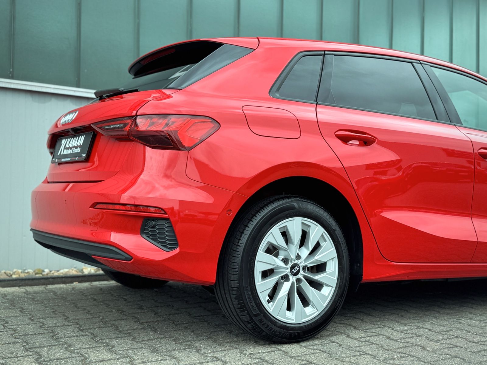 Fahrzeugabbildung Audi A3 Sportback 40 TFSIe *ASSIST|PANO|MATRIX|NAVI*