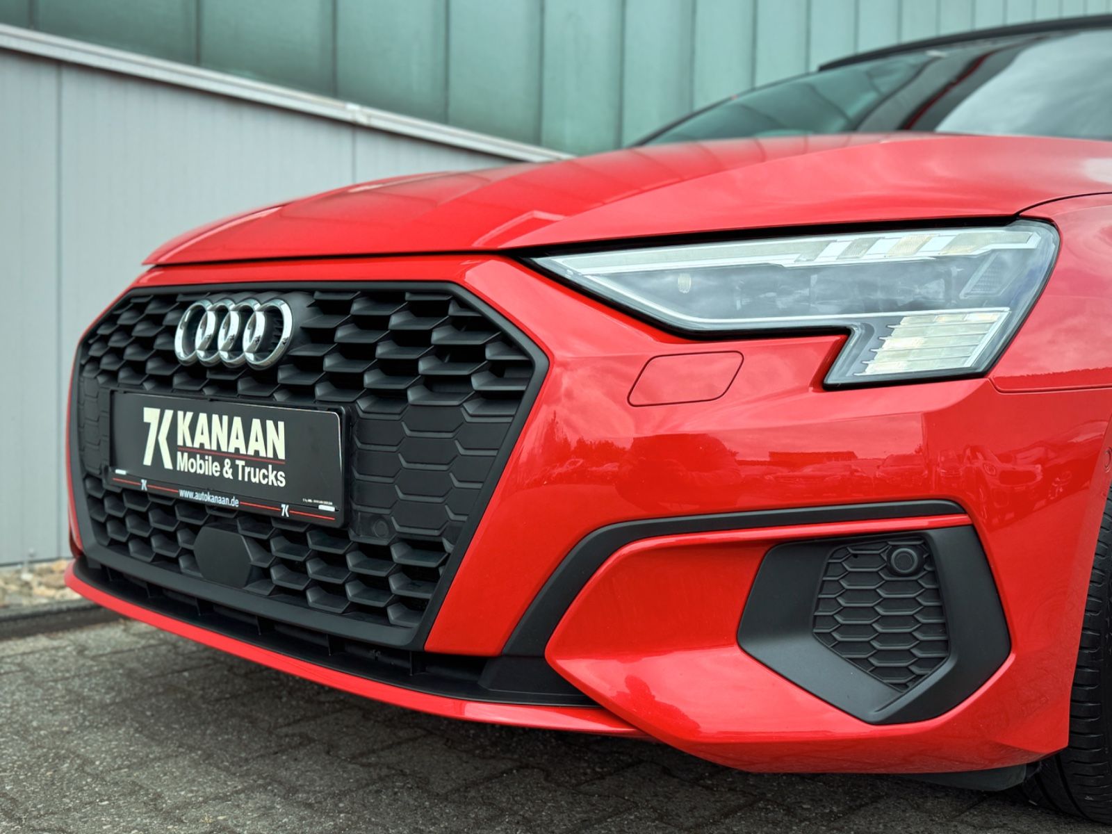 Fahrzeugabbildung Audi A3 Sportback 40 TFSIe *ASSIST|PANO|MATRIX|NAVI*