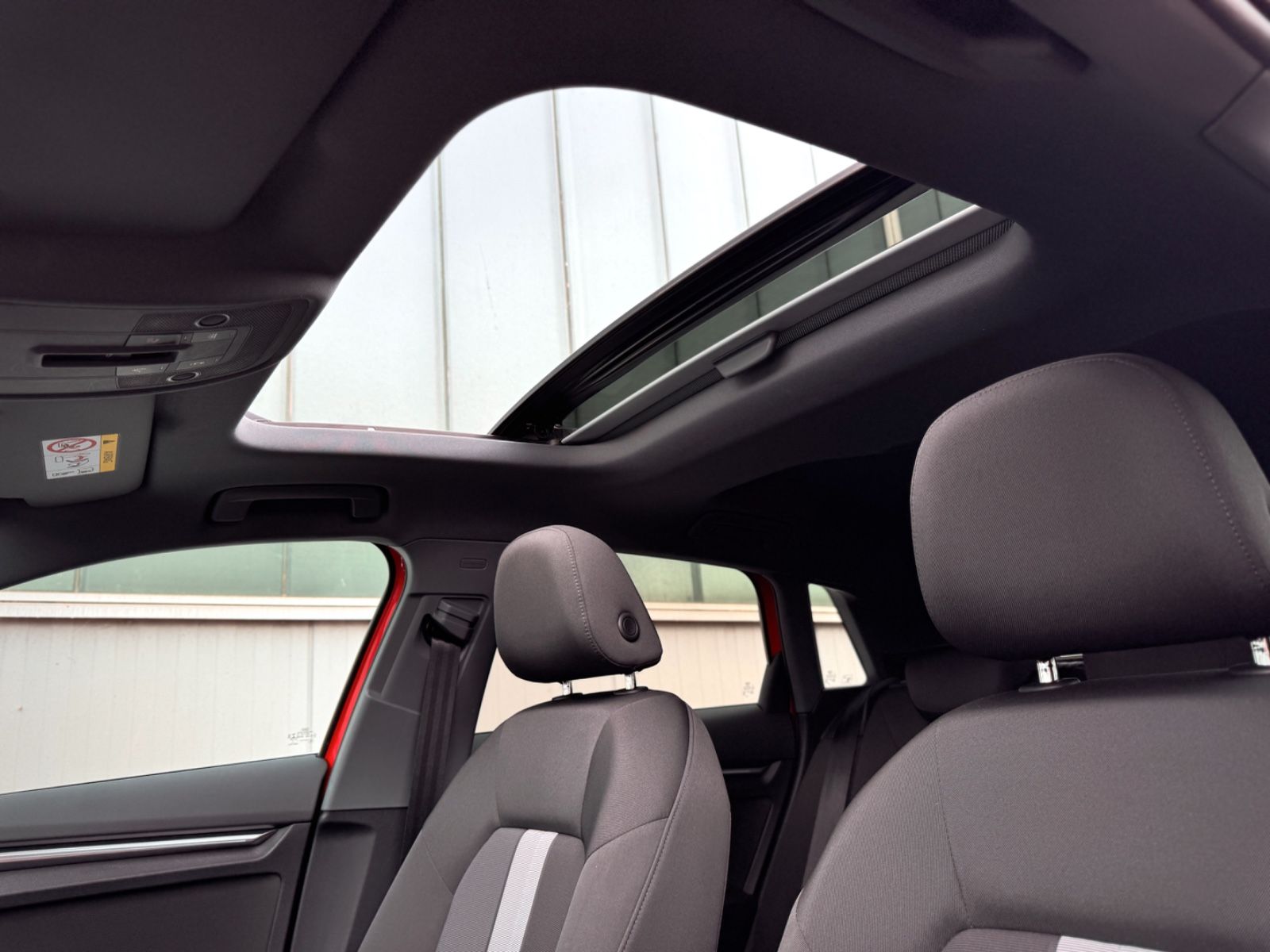 Fahrzeugabbildung Audi A3 Sportback 40 TFSIe *ASSIST|PANO|MATRIX|NAVI*