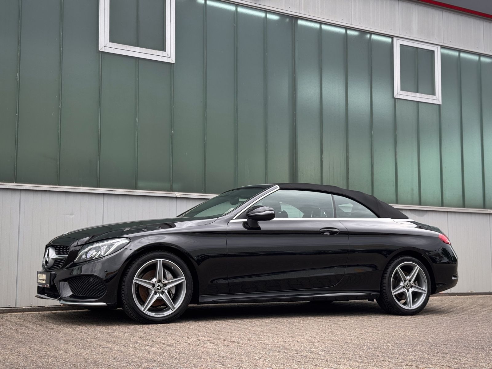 Fahrzeugabbildung Mercedes-Benz C 180 Cabriolet AMG-Line *LED|NAVI|CAM|AIRSCARF*