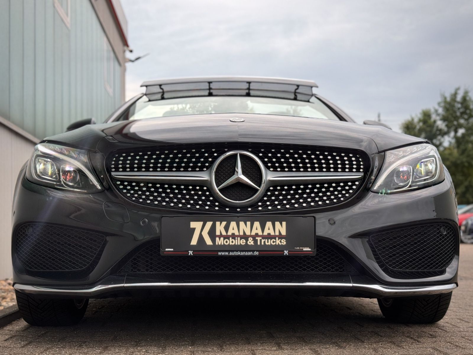 Fahrzeugabbildung Mercedes-Benz C 180 Cabriolet AMG-Line *LED|NAVI|CAM|AIRSCARF*
