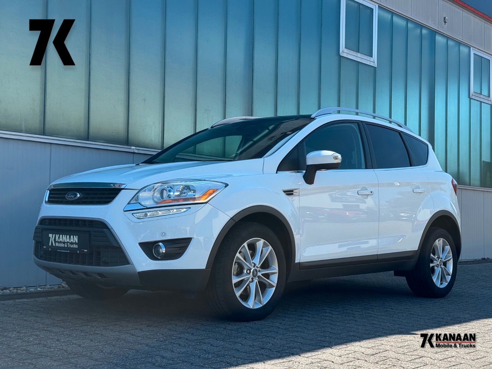 Ford Kuga 2.0 TDCI Titanium 2WD *NAVI|PDC|PANO*