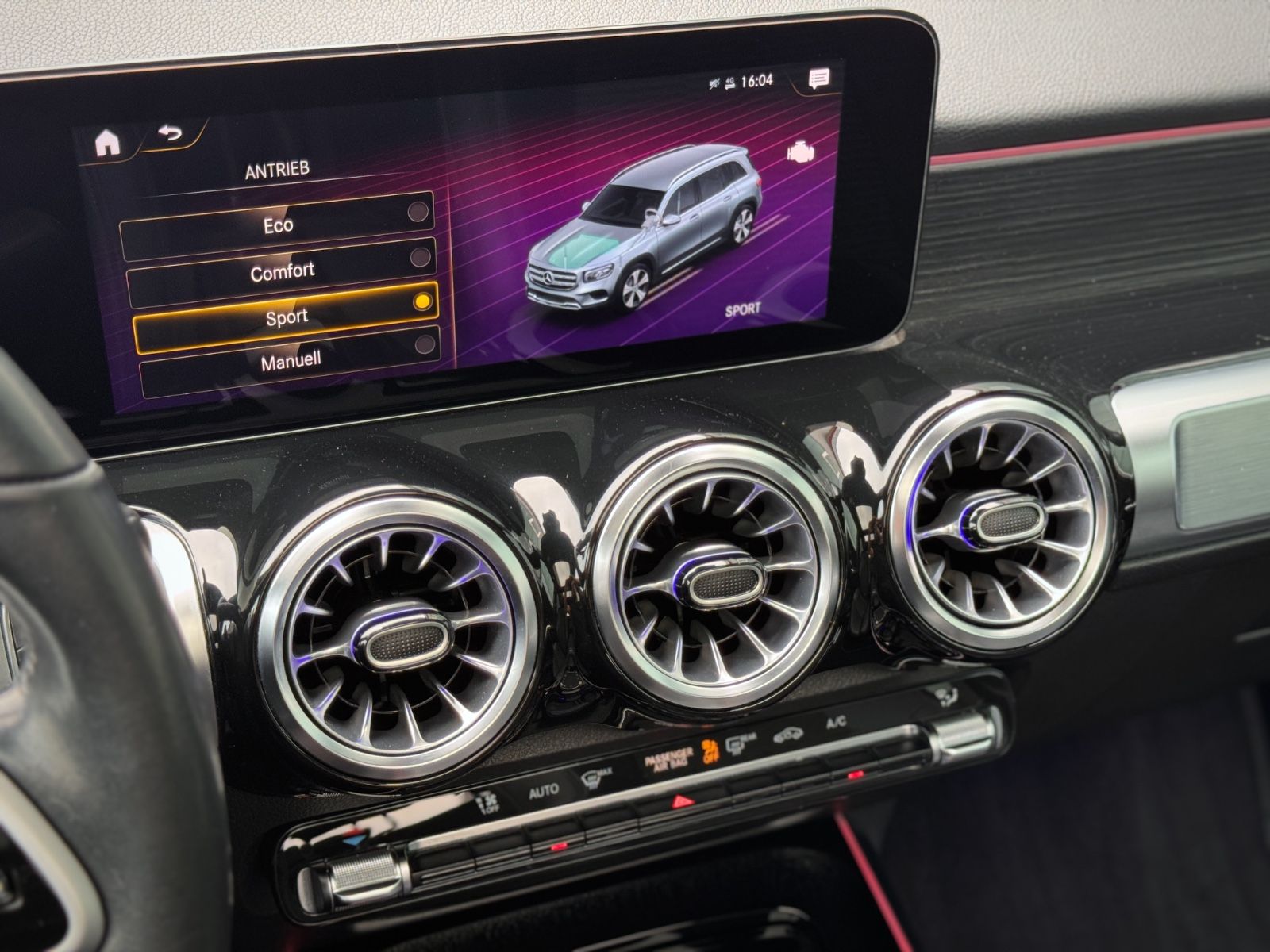 Fahrzeugabbildung Mercedes-Benz GLB 200 7G Progressive *PANO|AHK|LED|HIFI|CAM*