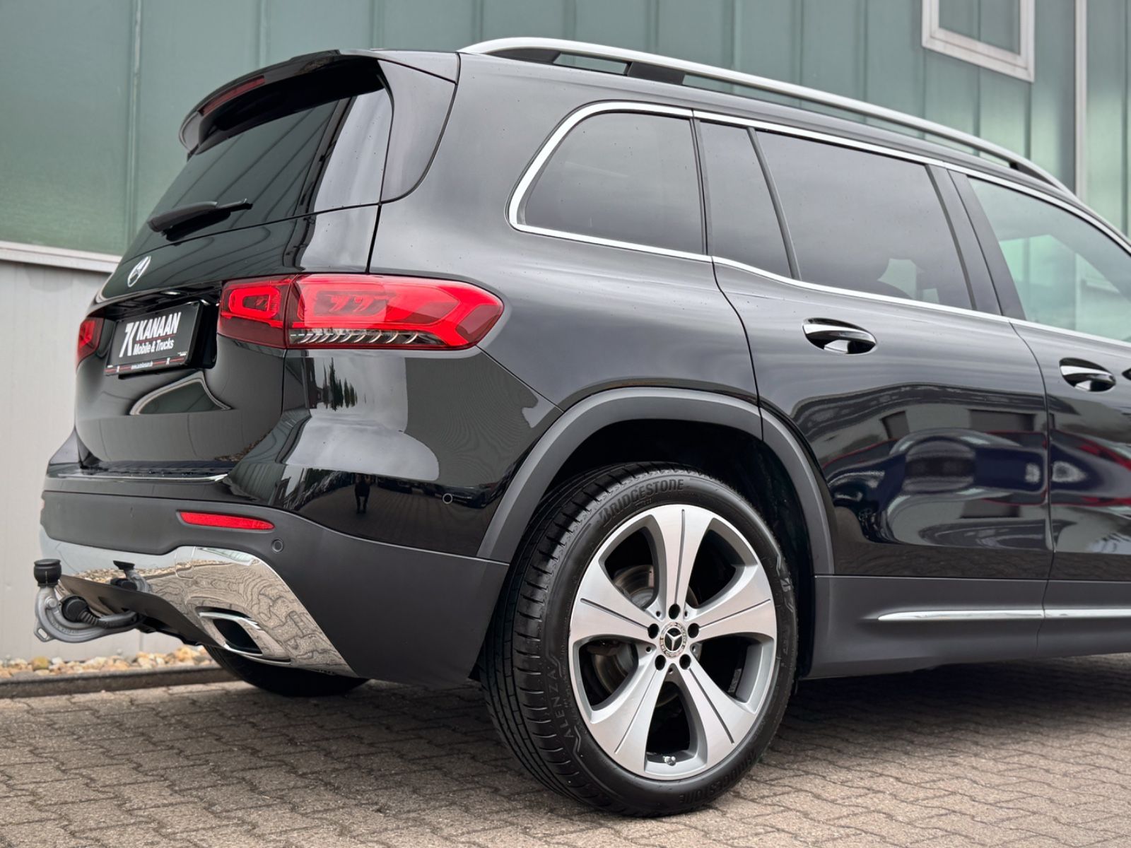 Fahrzeugabbildung Mercedes-Benz GLB 200 7G Progressive *PANO|AHK|LED|HIFI|CAM*