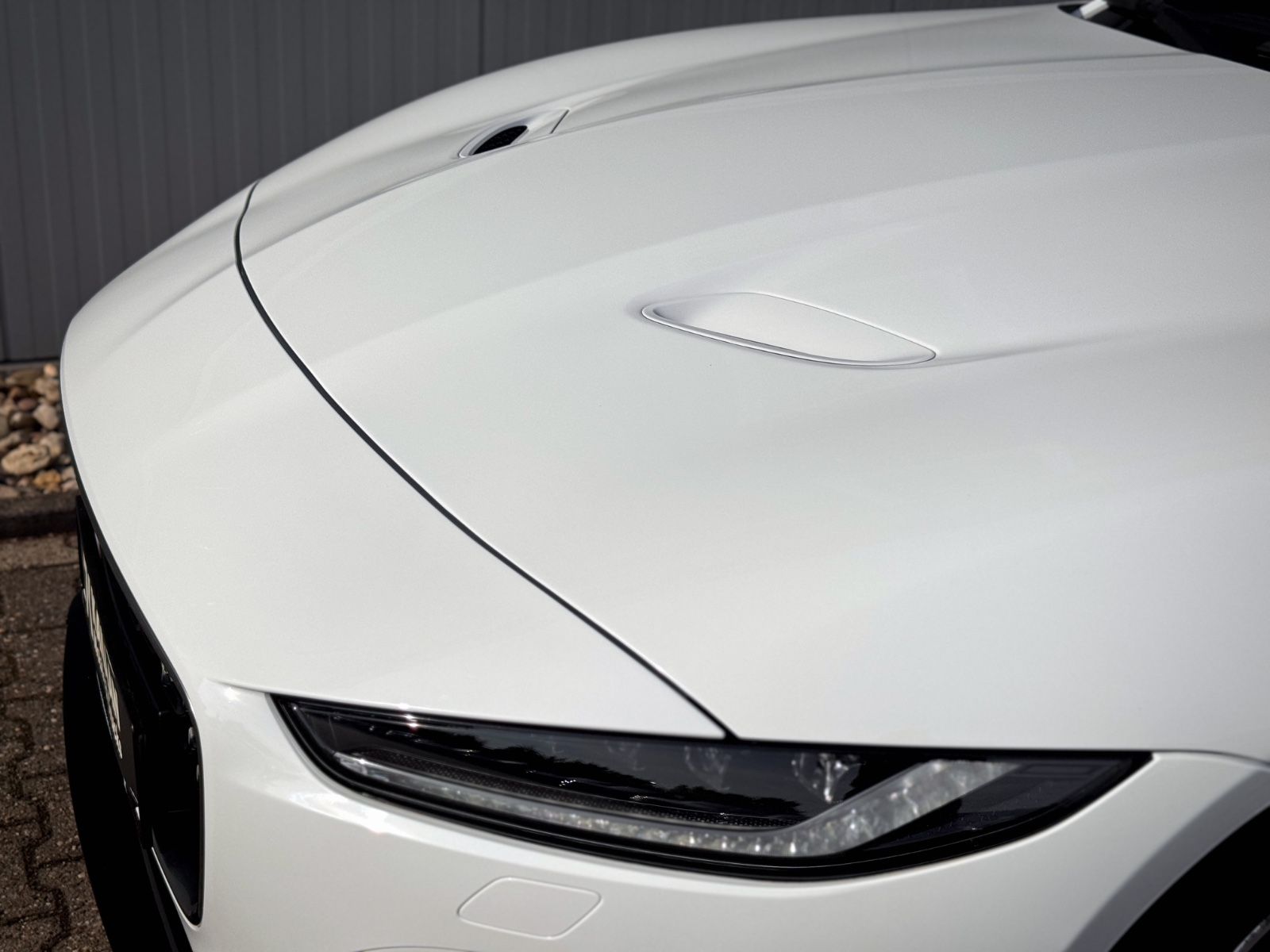 Fahrzeugabbildung Jaguar F-Type P300 Cabriolet R-Dynamic*NAVI|LED|1.HAND*