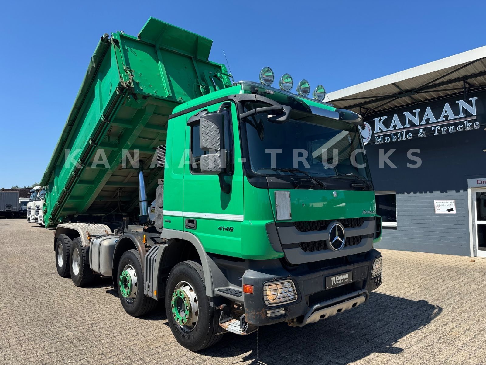 Fahrzeugabbildung Mercedes-Benz 4146 Actros  8x4 Meiller Bordmatik Retarder