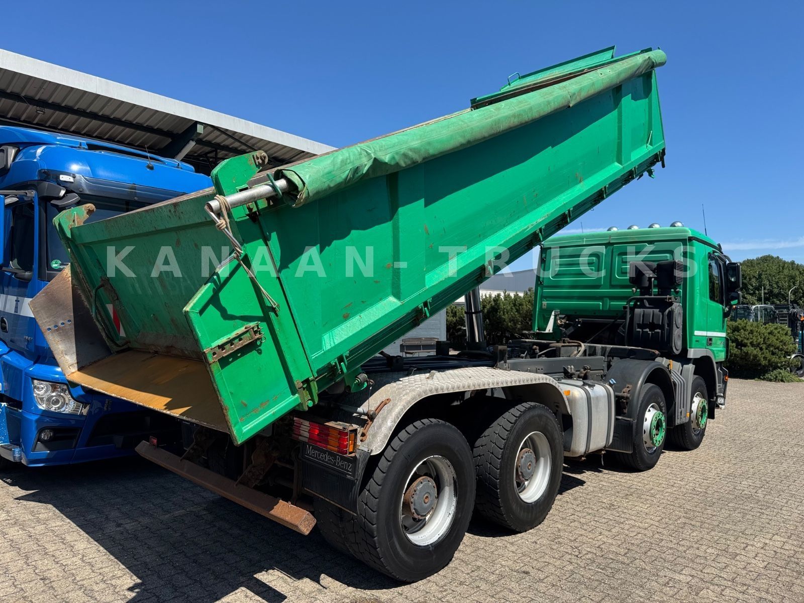 Fahrzeugabbildung Mercedes-Benz 4146 Actros  8x4 Meiller Bordmatik Retarder