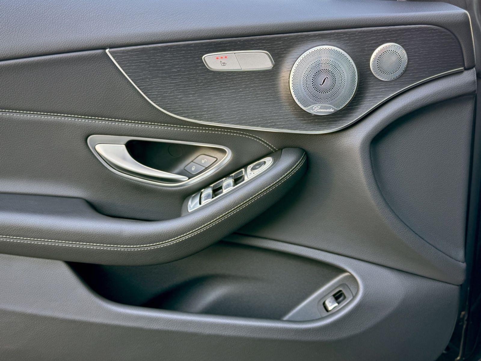 Fahrzeugabbildung Mercedes-Benz C 220d Cabrio 4Matic *9G|360°|HEAD-UP|ASSIST*