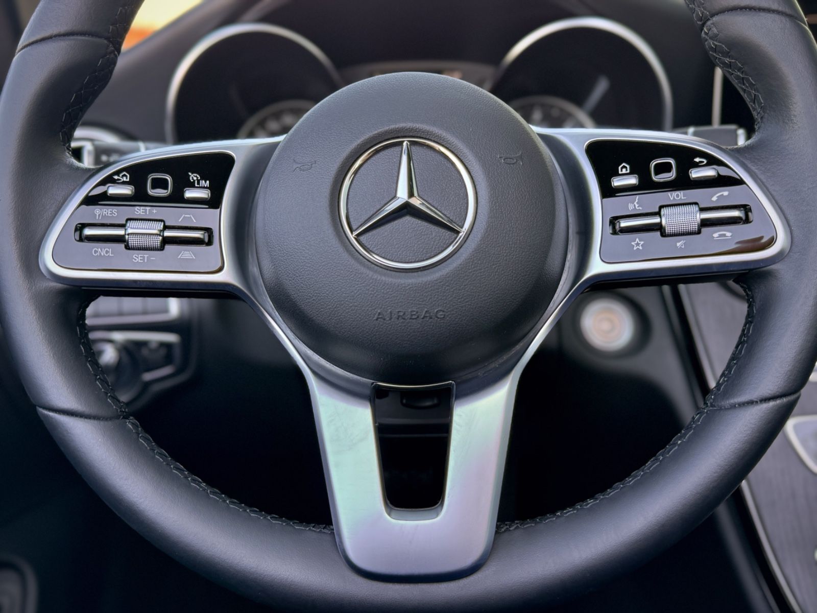 Fahrzeugabbildung Mercedes-Benz C 220d Cabrio 4Matic *9G|360°|HEAD-UP|ASSIST*