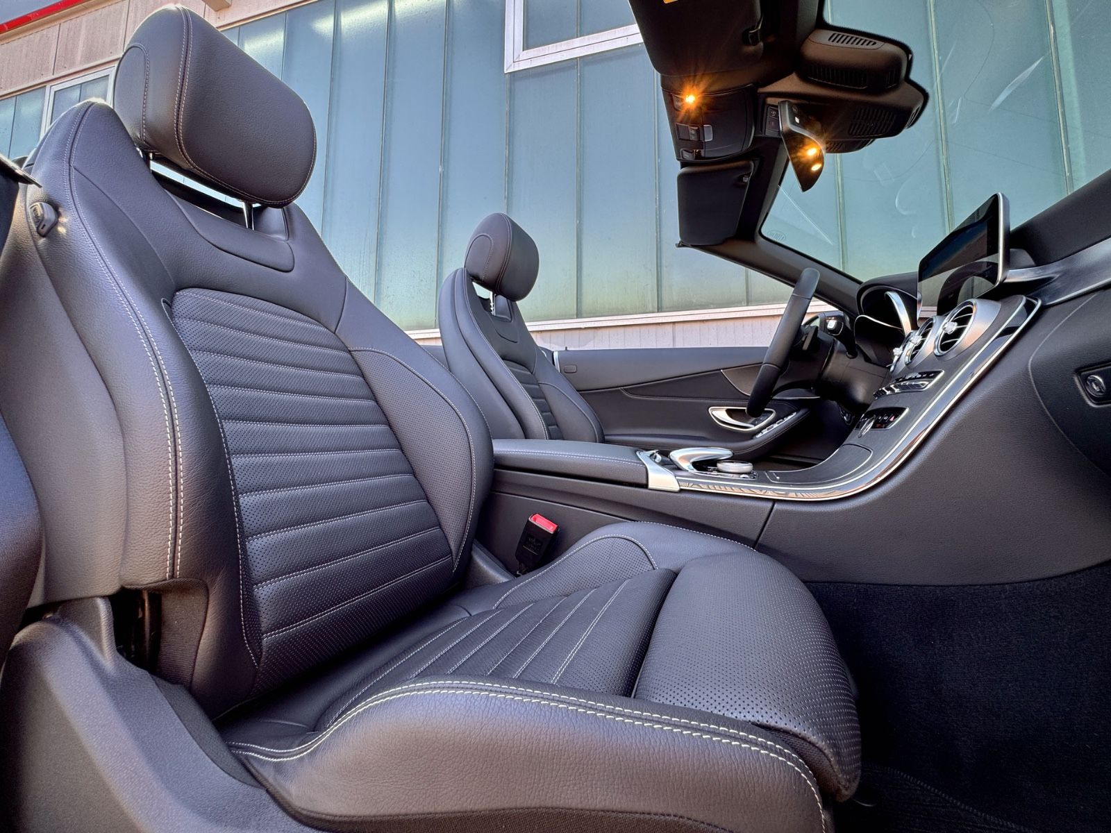 Fahrzeugabbildung Mercedes-Benz C 220d Cabrio 4Matic *9G|360°|HEAD-UP|ASSIST*