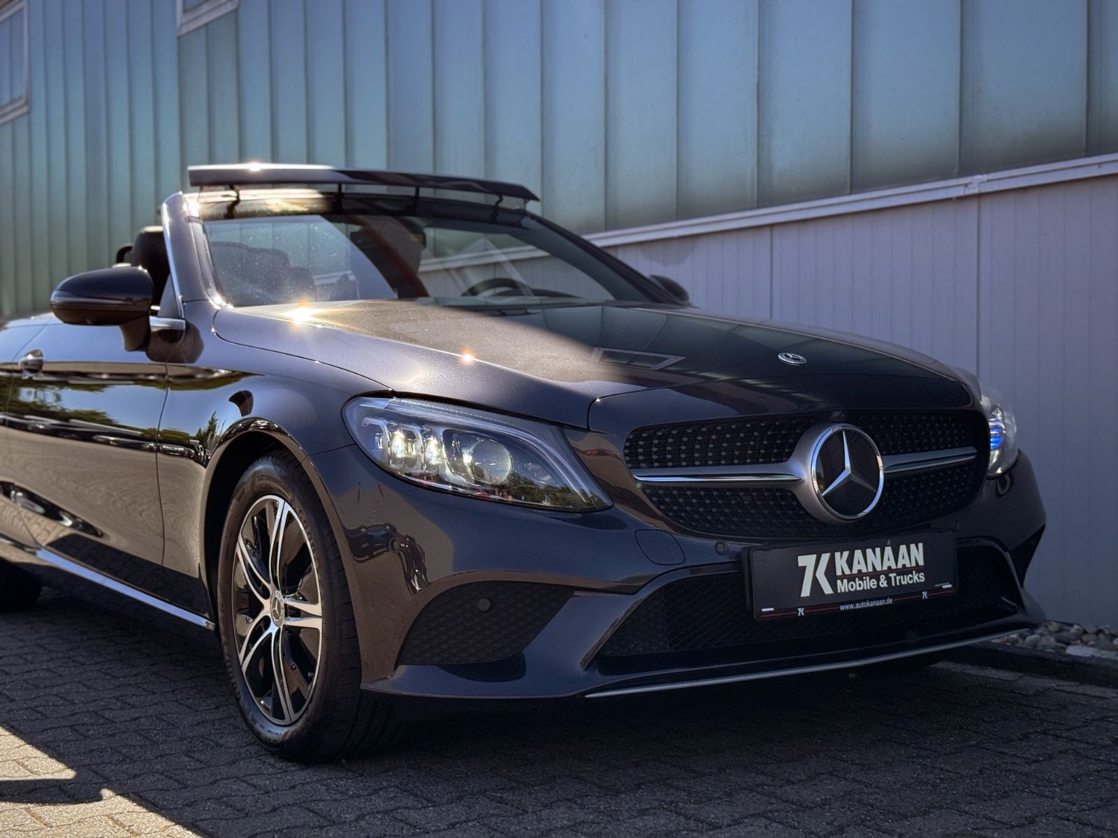 Fahrzeugabbildung Mercedes-Benz C 220d Cabrio 4Matic *9G|360°|HEAD-UP|ASSIST*