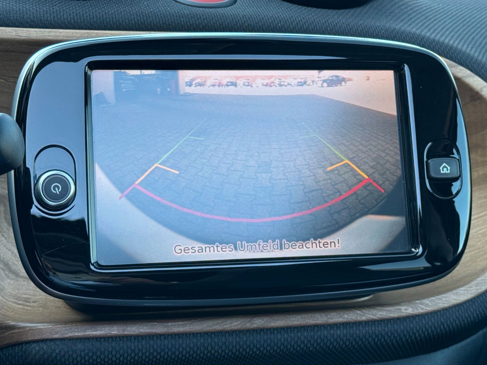 Fahrzeugabbildung Smart ForFour EQ Prime *FALTDACH|CAM|LED*