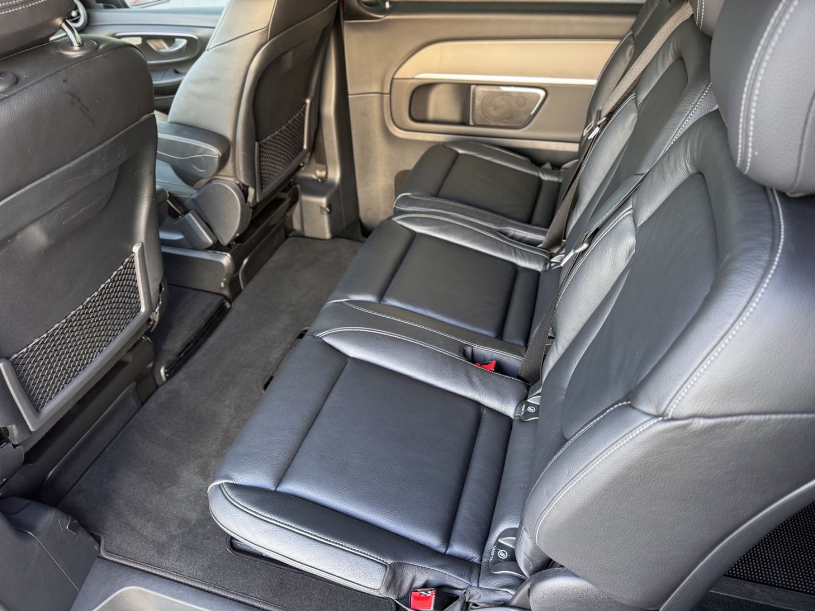 Fahrzeugabbildung Mercedes-Benz V 250d Avantgarde Edition Lang *RAMPE*