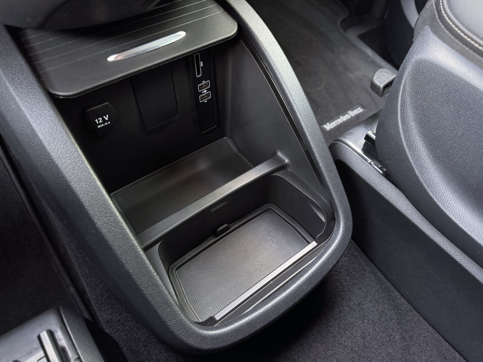 Fahrzeugabbildung Mercedes-Benz V 250d Avantgarde Edition Lang *RAMPE*