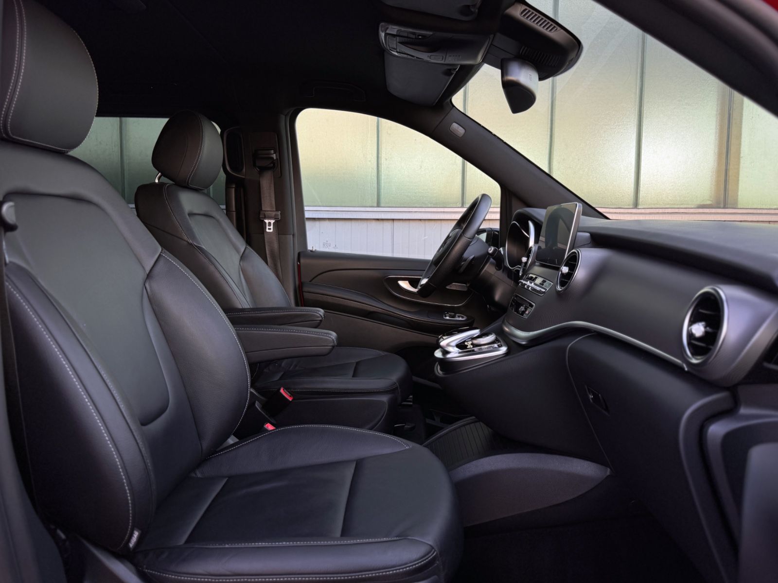 Fahrzeugabbildung Mercedes-Benz V 250d Avantgarde Edition Lang *RAMPE*