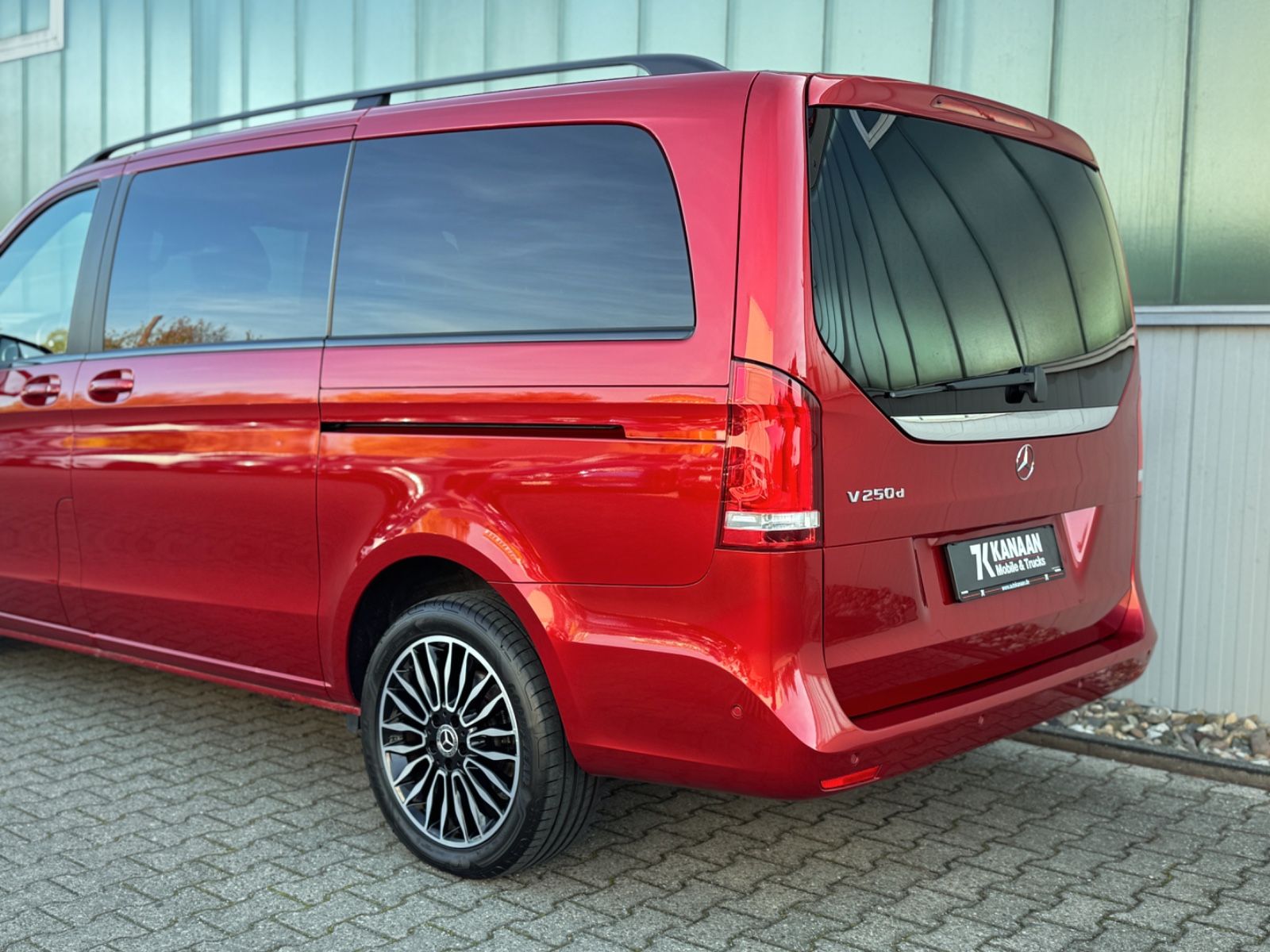 Fahrzeugabbildung Mercedes-Benz V 250d Avantgarde Edition Lang *RAMPE*