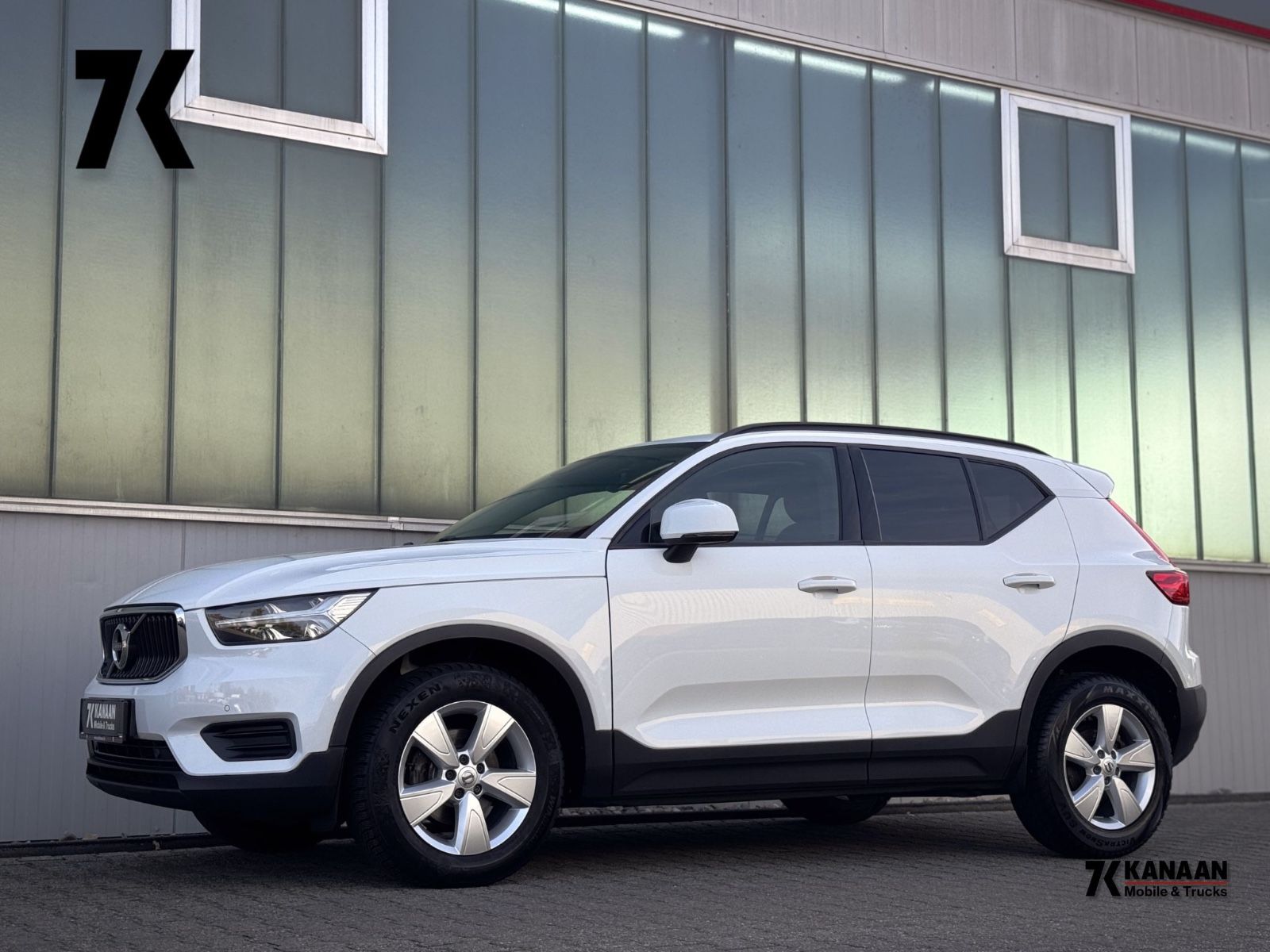 Fahrzeugabbildung Volvo XC40 1.5 T2 Momentum Core*NAVI|LED|CAM|SHZ|1.HD*