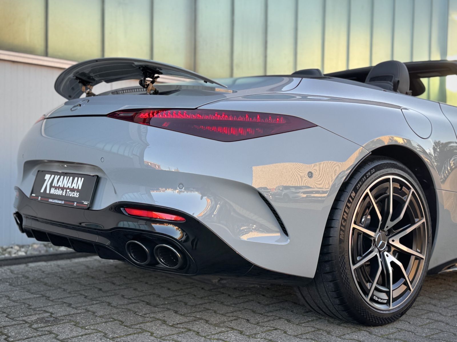 Fahrzeugabbildung Mercedes-Benz SL 43 AMG Roadster *V8-STYLING|DESIGNO|ASSIST*