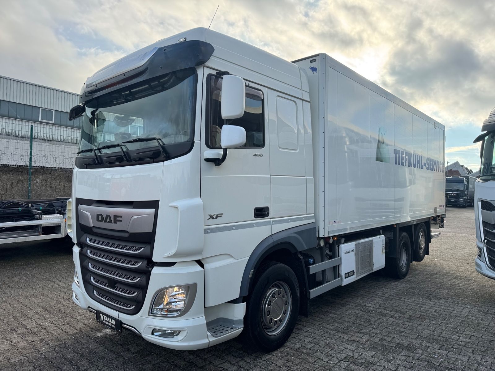 Fahrzeugabbildung DAF XF480  6x2 Kühlkoffer Thermoking LBW TOP